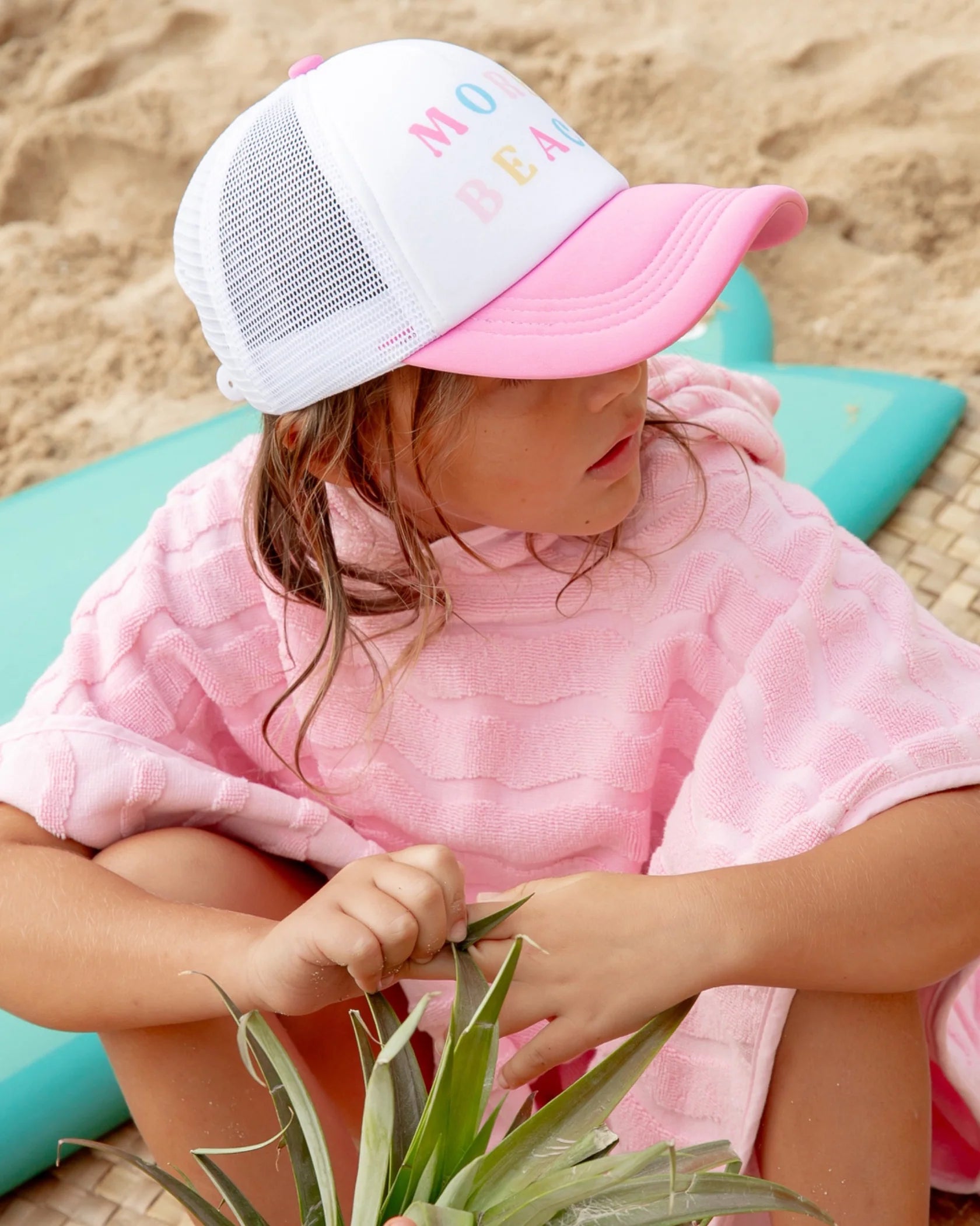 F4A | El Ray Wave Poncho | Fairy Tale Pink