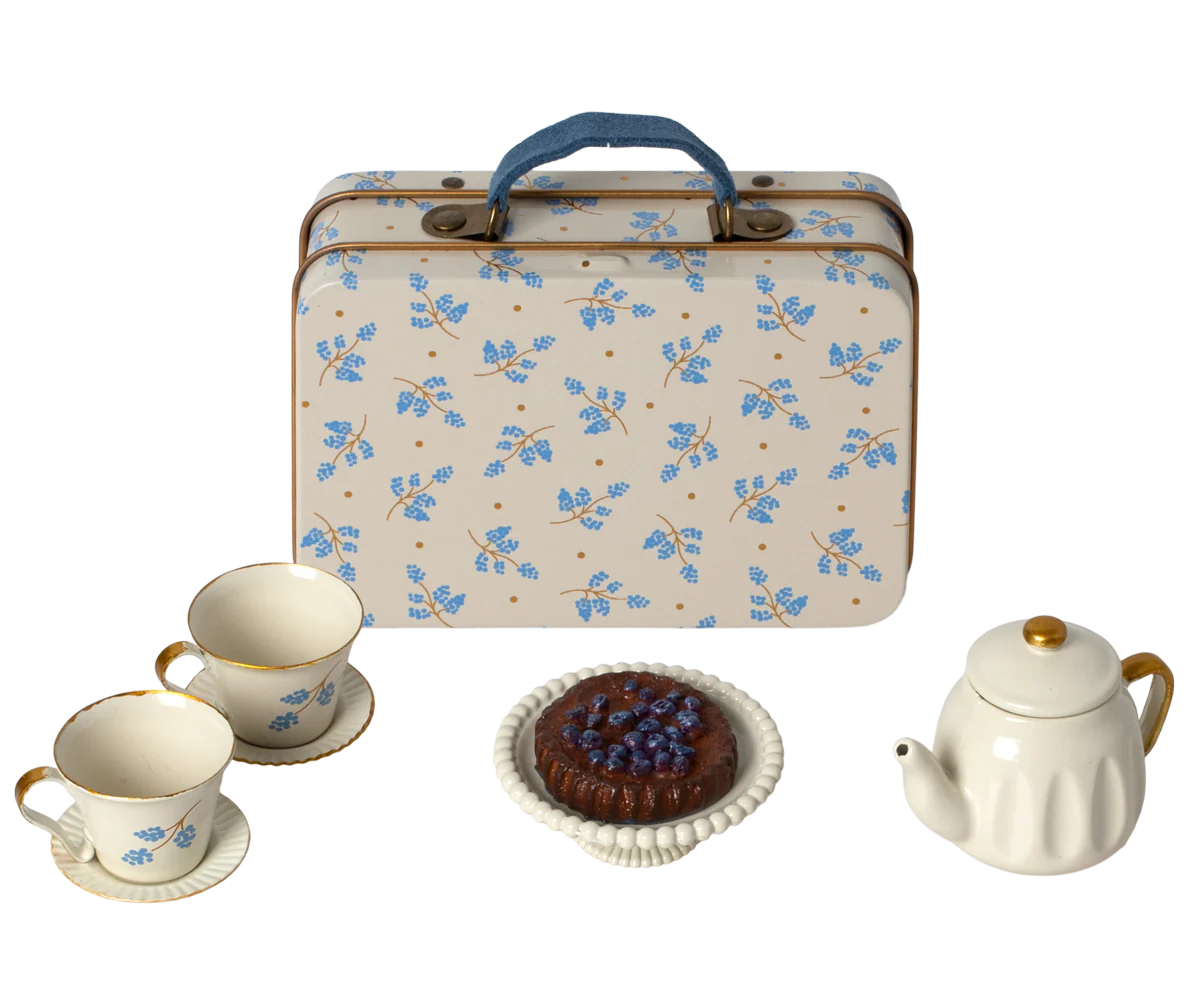 Maileg | Afternoon Treat - Mouse | Blue Madelaine