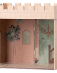 Castle Hall, Mouse