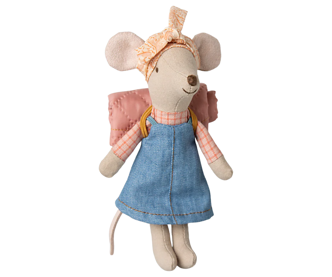 Hiker Mouse - Big Sister | Rose