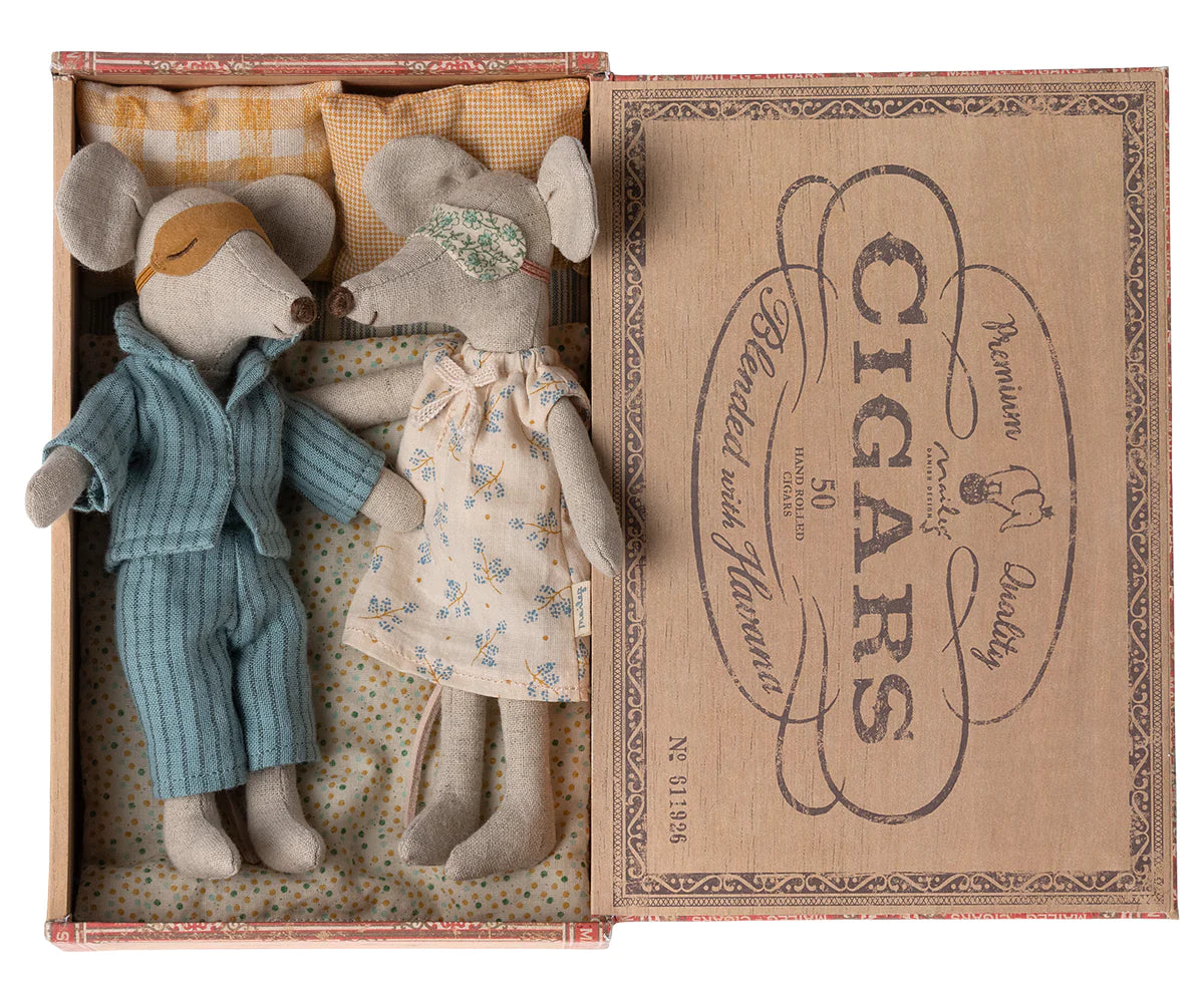 Maileg | Mum and Dad Mice in Cigar Box A