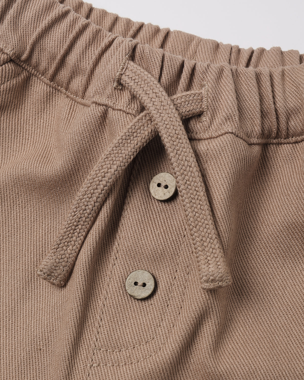 Giovanni Pant | Almond