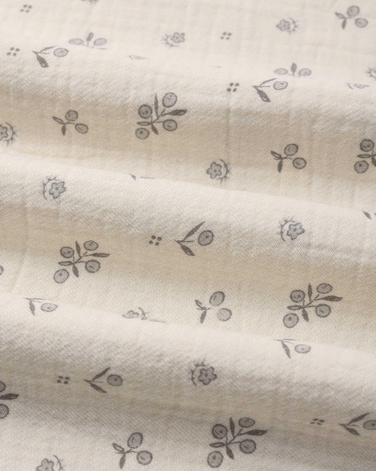 Woven Swaddle | Winter Berry