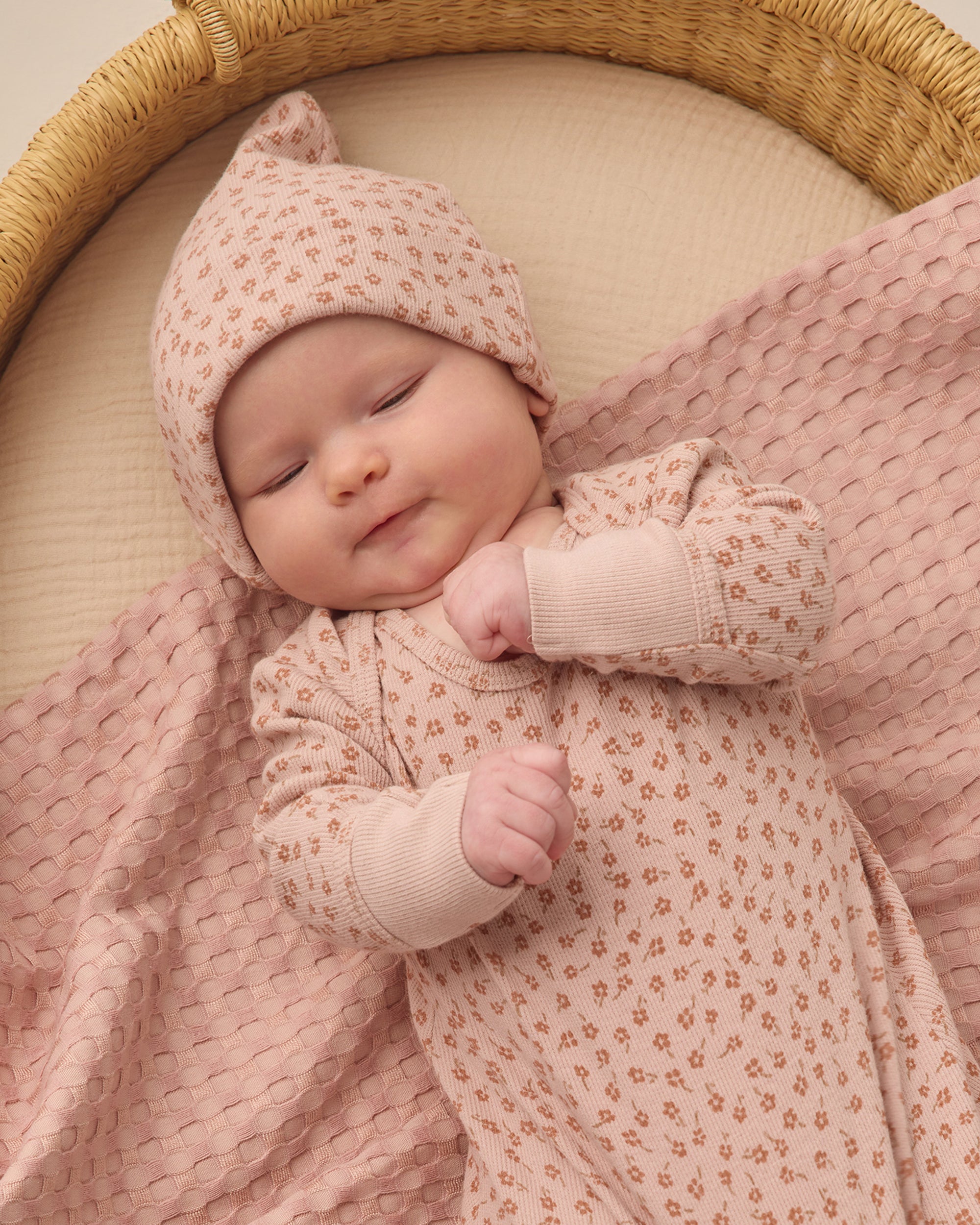 Knotted Baby Gown + Hat Set | Posy