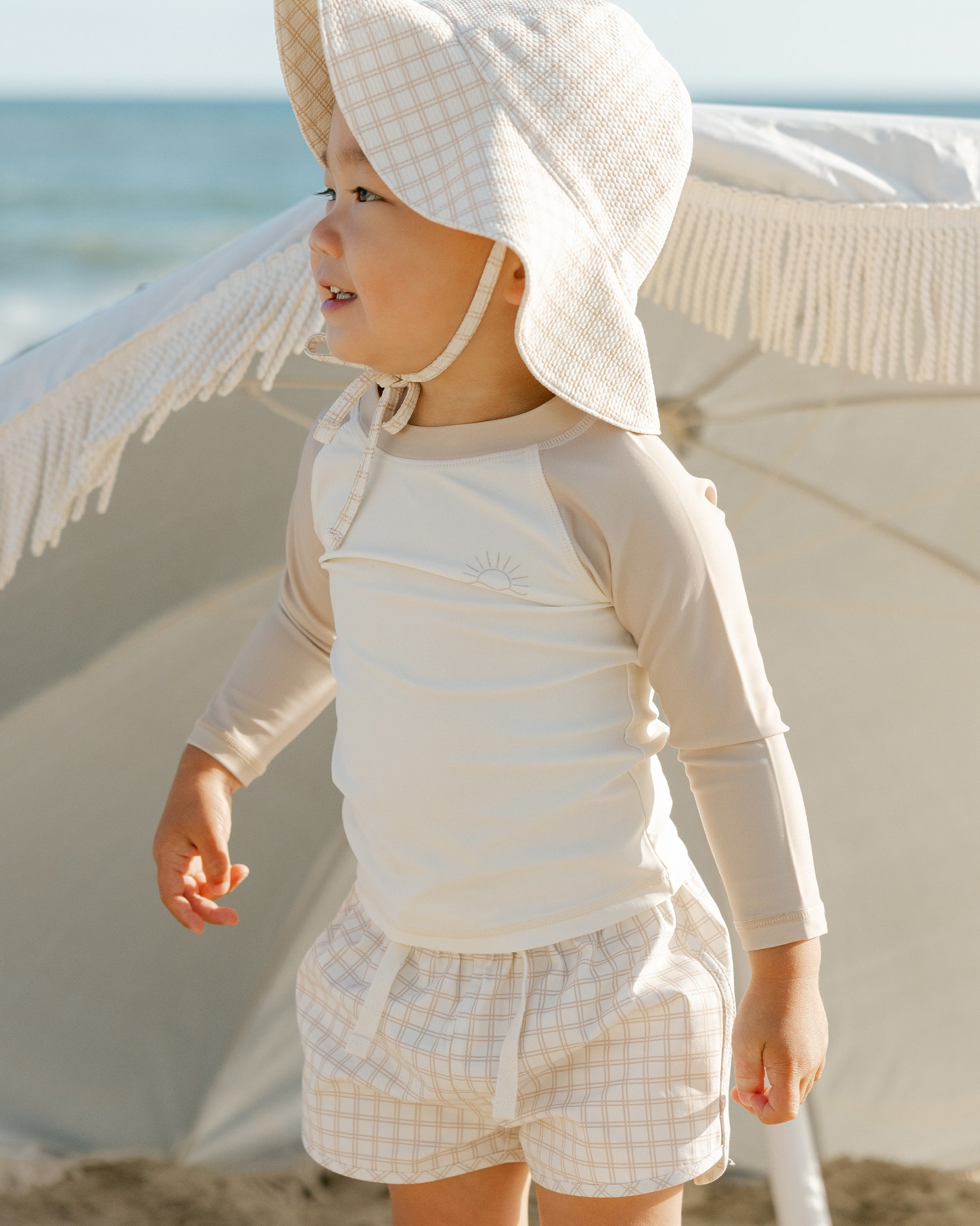 QM | SS25 D2 | Sun Hat | Oat Check 