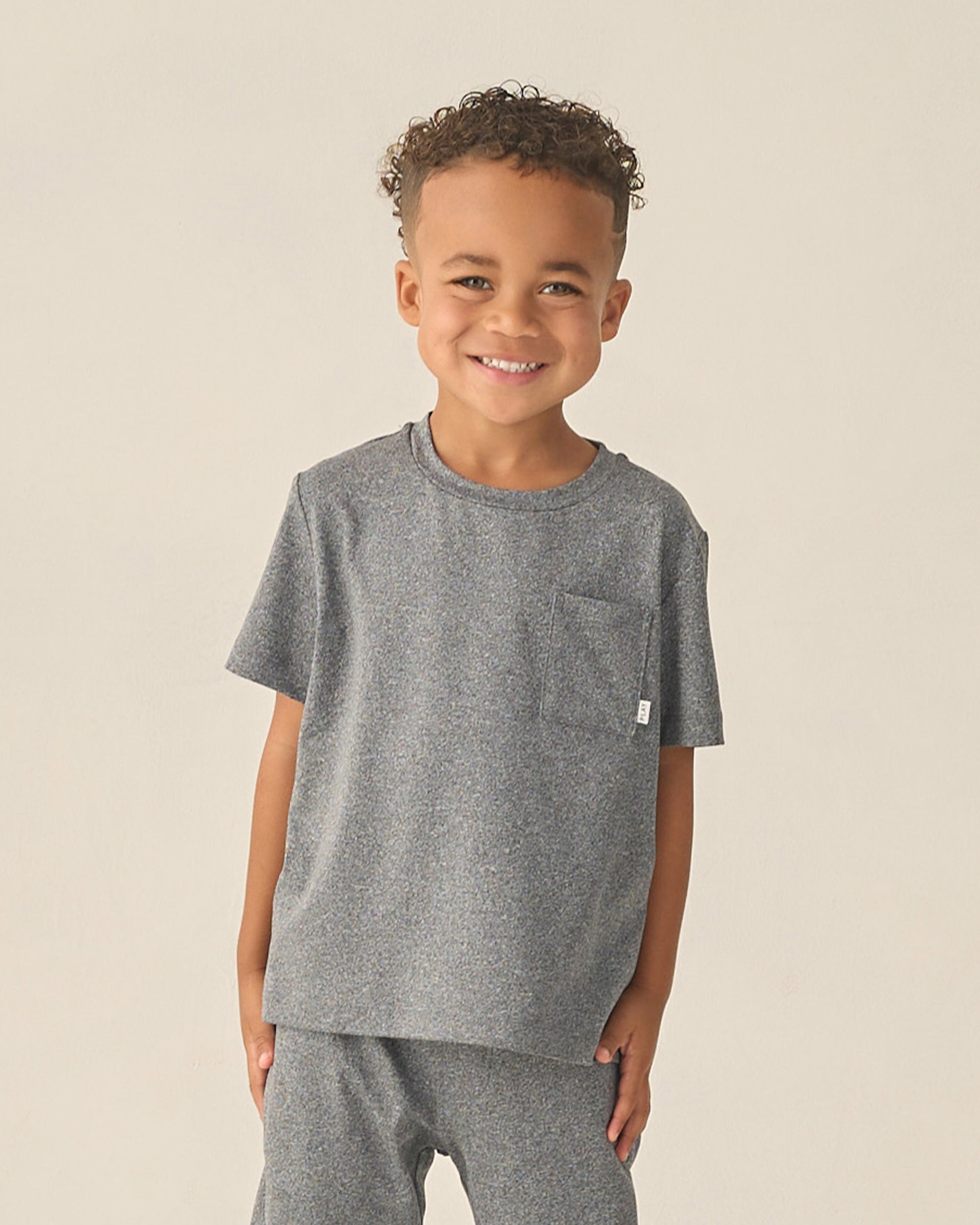 Cove Essential Pocket Tee | Heathered Black