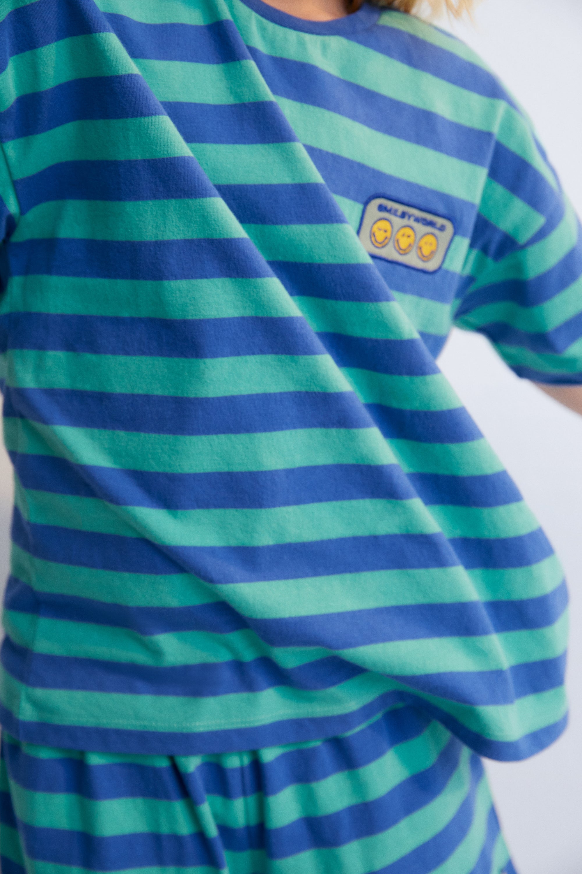TheNewSociety-SS25-SmileyTShirt-StripesCobalt