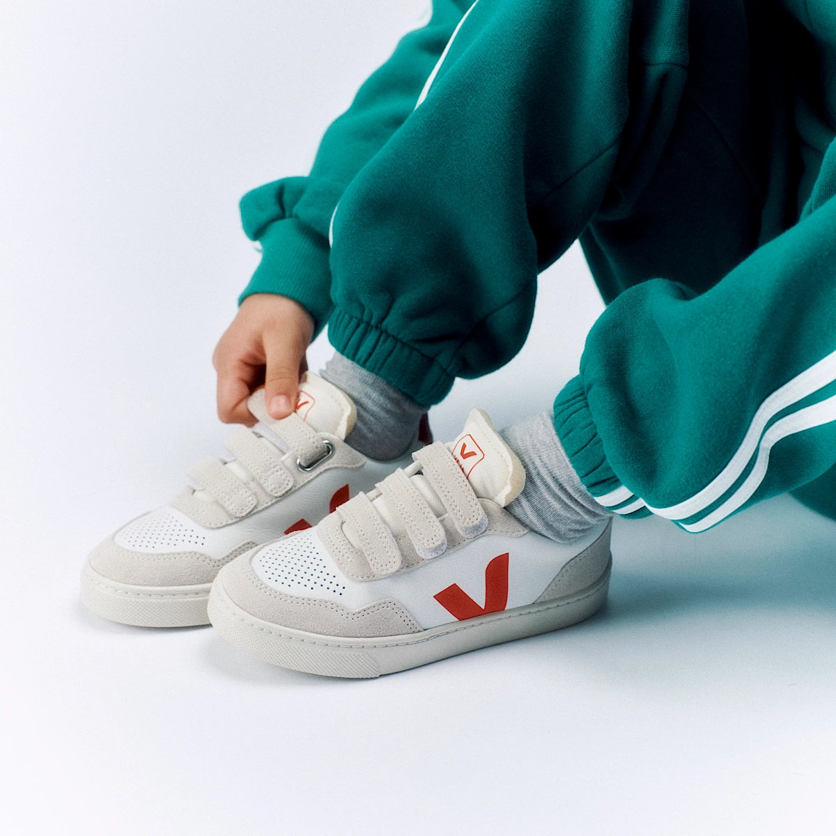 Veja | SS25 | V-90 Leather White Pekin 