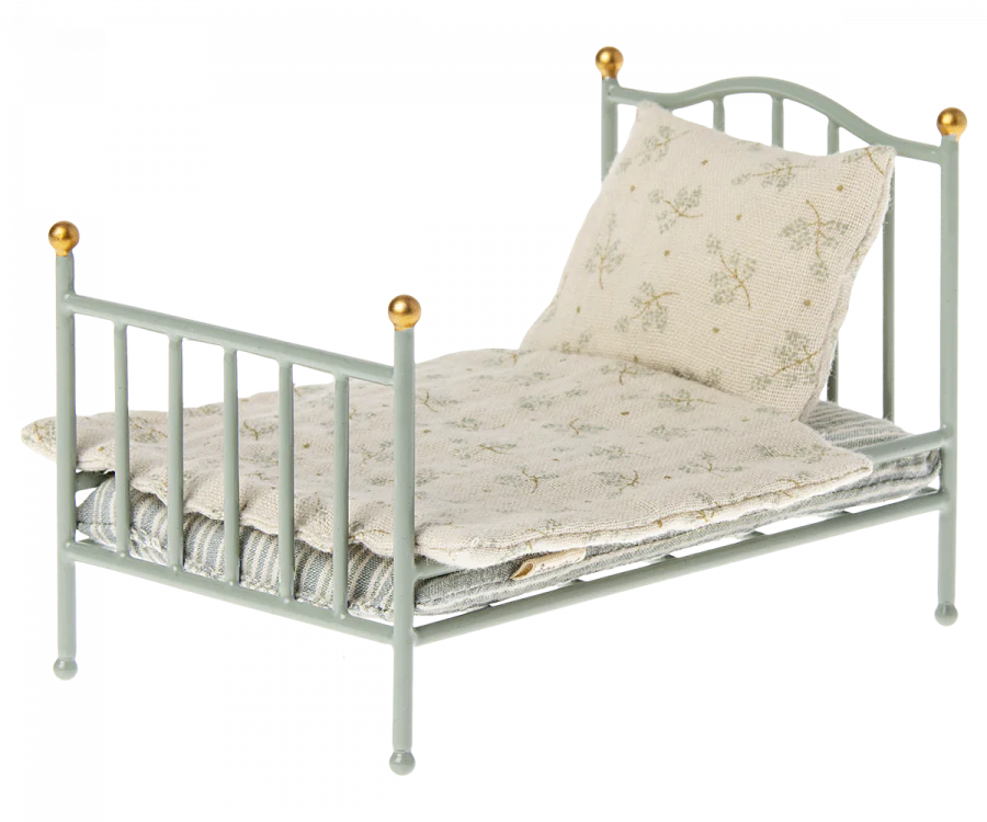 Maileg | Vintage Bed - Mouse | Mint 