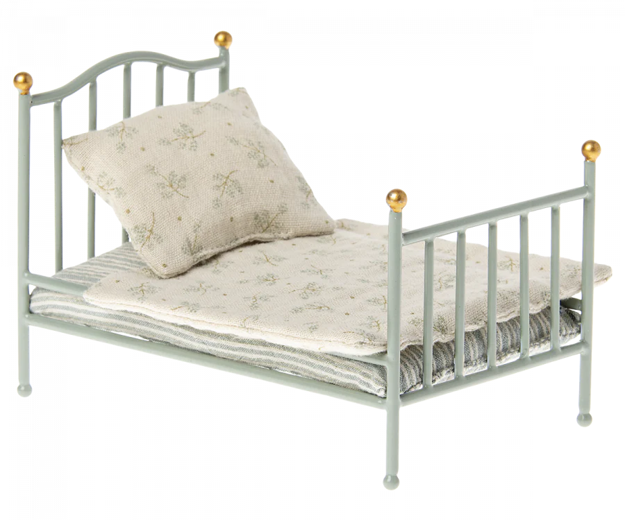 Maileg | Vintage Bed - Mouse | Mint 