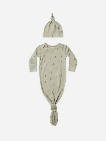 knotted baby gown & hat set | trees