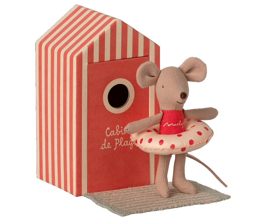 Beach Mouse Little Sister in Cabin de Plage