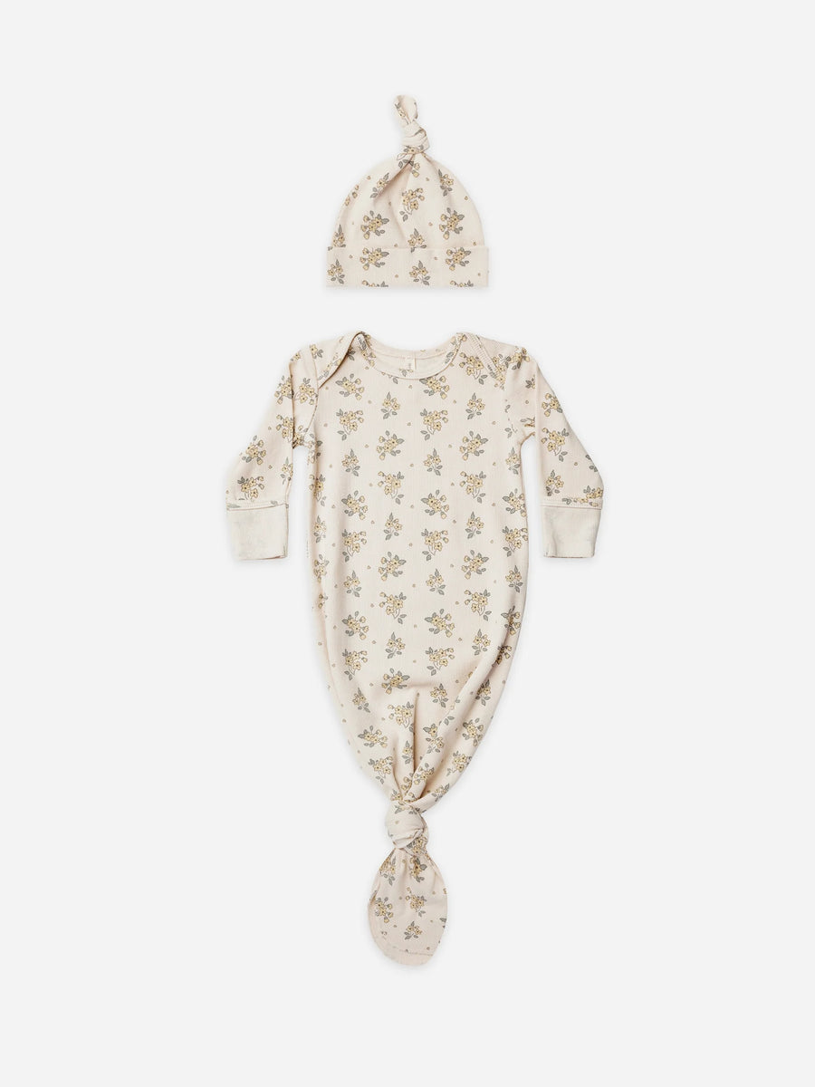 knotted baby gown & hat set | daisy fields
