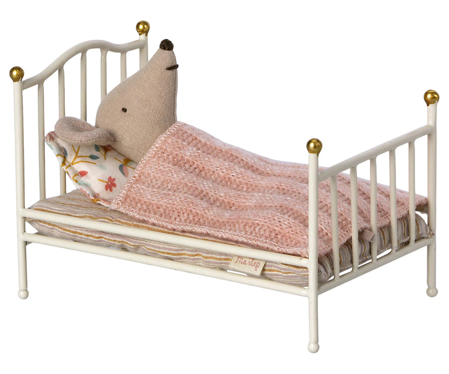 Vintage Bed, Micro | Off White